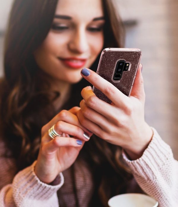 Galaxy S9 Plus Spigen Liquid Crystal Glitter Case - Rose Quartz