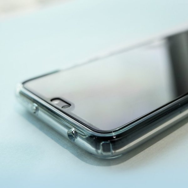 Huawei P20 Pro Spigen 3D Glass Slim Full Coverage Glass Protector - Black Huawei P20 Pro Spigen 3D Glass Slim Full Coverage Glass Protector - Black