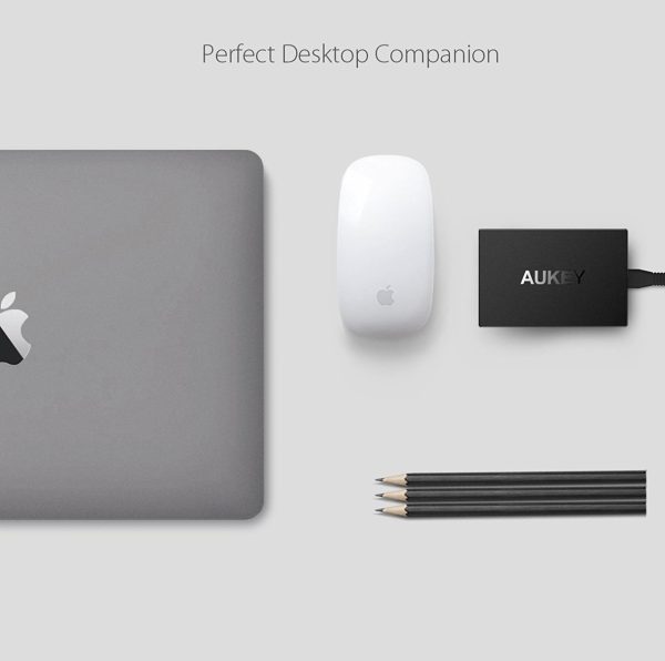 AUKEY 5-Port 54W Desktop Charger with QC 3.0 - Black - PA-T15