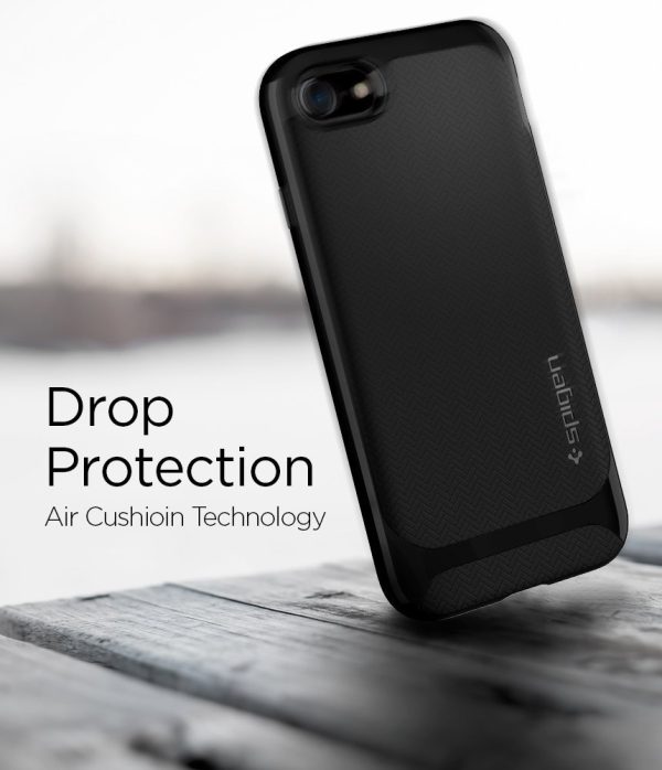Apple iPhone 8 / 7 Original Spigen Case Neo Hybrid Herringbone - Shiny Black Apple iPhone 8 / 7 Original Spigen Case Neo Hybrid Herringbone - Shiny Black