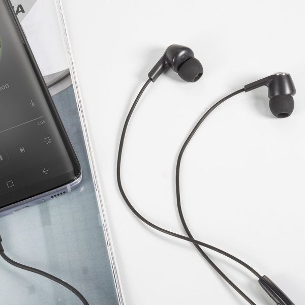 Riversong Deep Bass In-Ear Headphone with Mic (Black) Riversong Deep Bass In-Ear Headphone with Mic (Black)