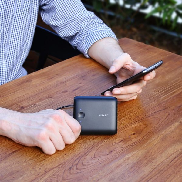 AUKEY 10000mAh Pocket Series Dual USB Powerbank for Android & iPhones - PB-N42 AUKEY 10000mAh Pocket Series Dual USB Powerbank for Android & iPhones - PB-N42
