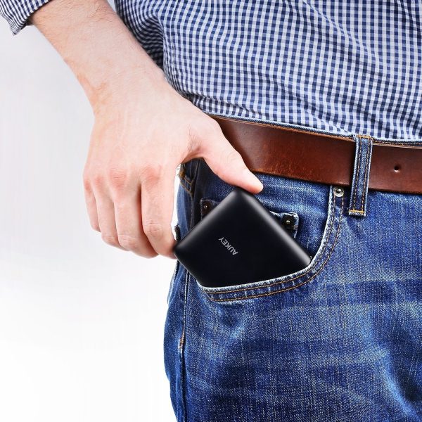 AUKEY 10000mAh Pocket Series Dual USB Powerbank for Android & iPhones - PB-N42 AUKEY 10000mAh Pocket Series Dual USB Powerbank for Android & iPhones - PB-N42