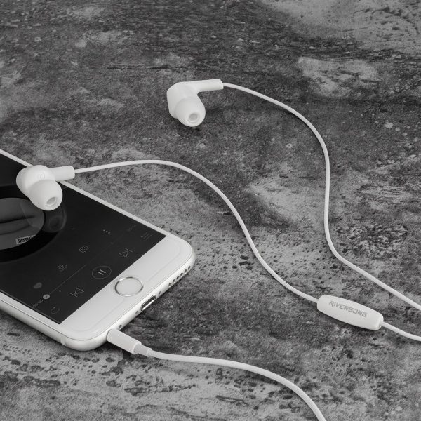 Riversong Deep Bass In-Ear Headphone with Mic (White)