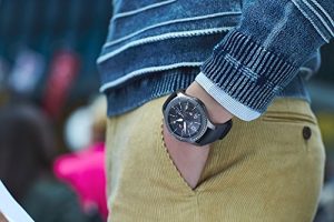 Samsung Gear S3 Frontier Smartwatch (Bluetooth) - space grey - Image 4