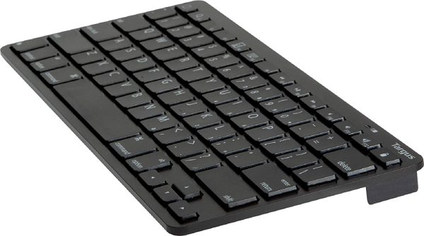 71BglxEupDL._SL1500_ Targus Bluetooth Wireless Keyboard for iPad 2, iPad 3 and iPad 4th Generation, iPad mini, (AKB32US) (Black) - Image 3