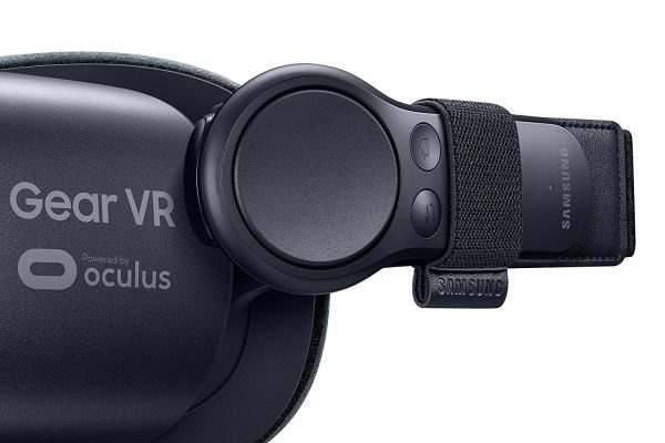 Samsung Gear VR With Controller - Image 7