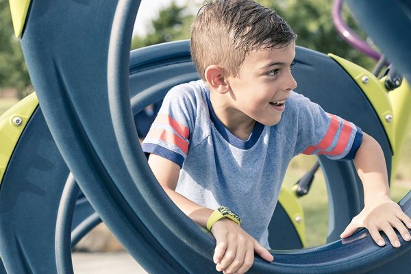 91o4sIipF0L._SL1500_ Garmin vivofit jr., Digi Camo - Image 6