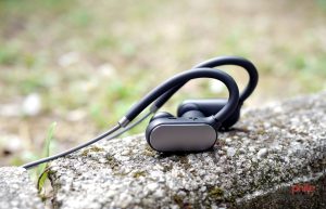 Mi Sports Bluetooth Earphone Youth Edition Wireless Bluetooth 4.1 with Microphone - Black - Image 5