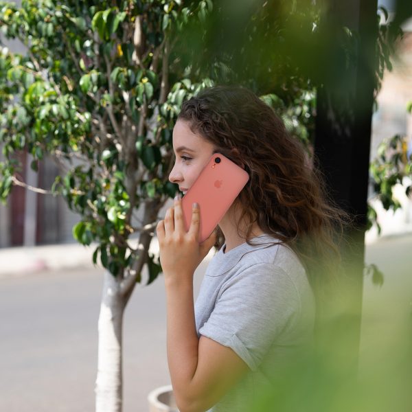 iPhone XR Case Air Skin Soft Clear by Spigen 064CS24869 - Image 9