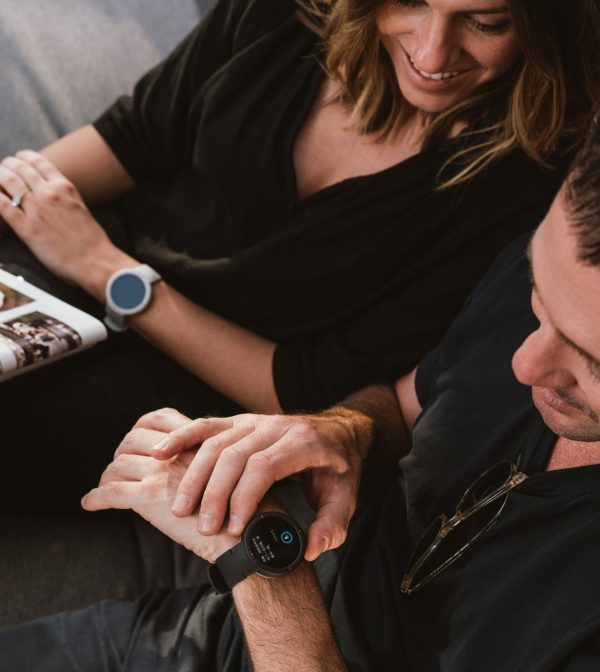 verge-couplesitting2 Verge Smartwatch by Amazfit - 5 Day Battery Life - Image 4