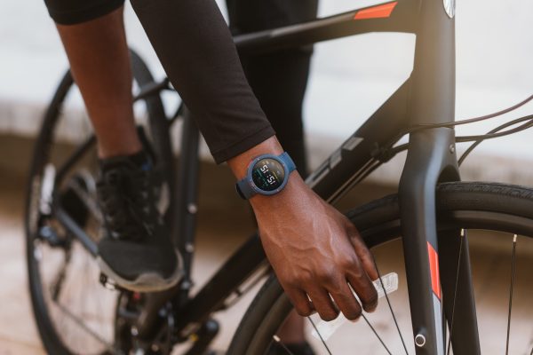 verge-cycling Verge Smartwatch by Amazfit - 5 Day Battery Life - Image 3