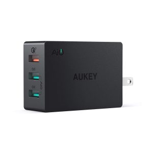 AUKEY 3-Port USB Wall Charger 43.5W with Quick Charge 3.0 & Foldable Plug - PA-T14