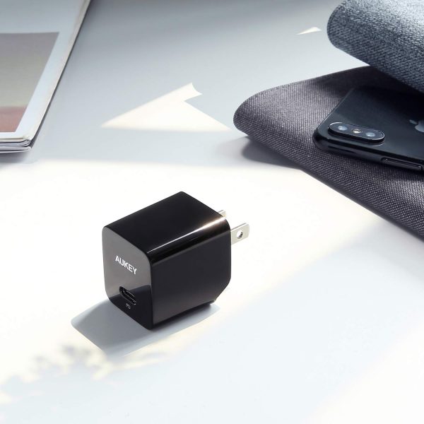 AUKEY USB C Charger with 18W Power Delivery 3.0, Ultra-Compact USB C Wall Charger - PA-Y18 - Image 4