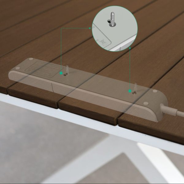 AUKEY Power Strip with 4 USB Ports and 4 Outlets & 5ft Power Cord - PA-S8 - Image 2