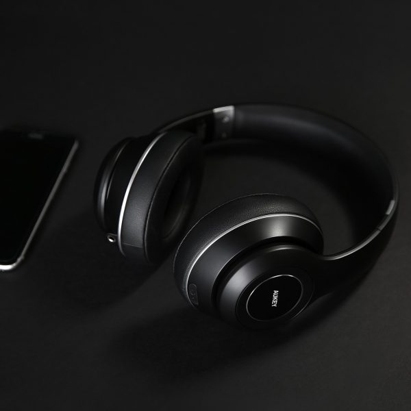 AUKEY Bluetooth Headphones, Foldable On-Ear Wireless Headphones with 18-Hour Playtime and Built-in Microphone - EP-B52 - Image 7