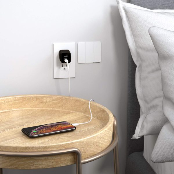 AUKEY USB C Charger with 18W Power Delivery 3.0, Ultra-Compact USB C Wall Charger - PA-Y18 - Image 8