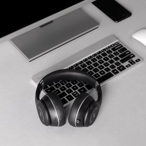 AUKEY Bluetooth Headphones, Foldable On-Ear Wireless Headphones with 18-Hour Playtime and Built-in Microphone - EP-B52 - Image 6