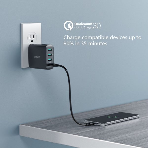 AUKEY Quick Charge 3.0 USB Wall Charger 4 Ports 42W Travel Charger -  PA-T18 - Image 6