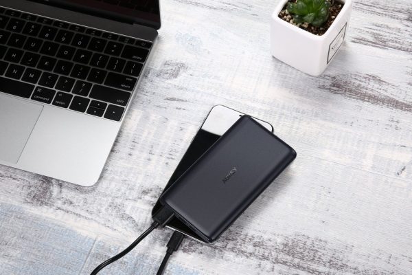 Aukey 5000mAh 5V 3A Ultra Portable USB-C Power Bank - PB-XN5 - Image 2