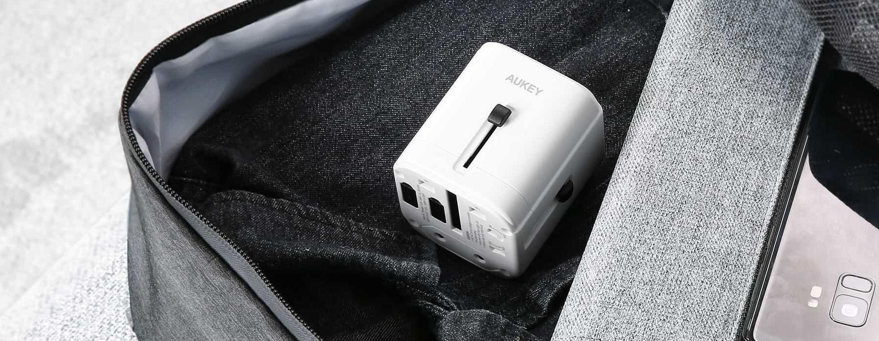 aukey travel adapter universal charger 