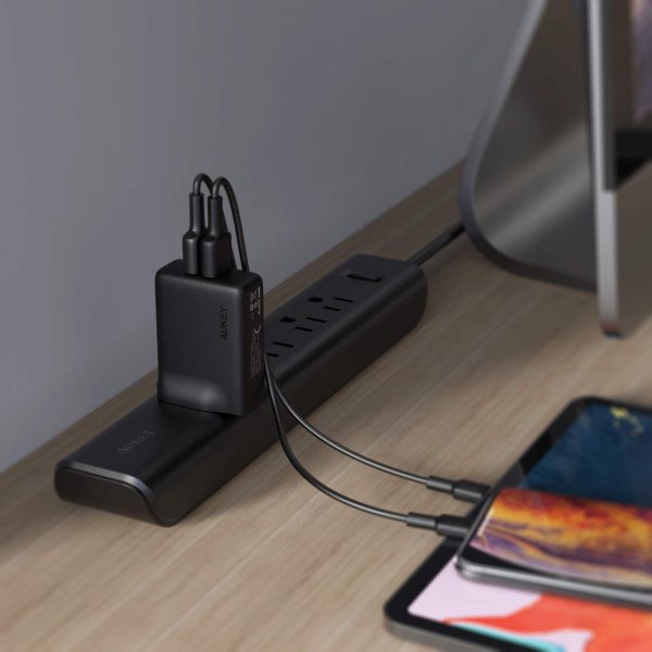 AUKEY Dual Port USB Wall Charger with GaN Tech 24W  - Black - PA-U50 - Image 3