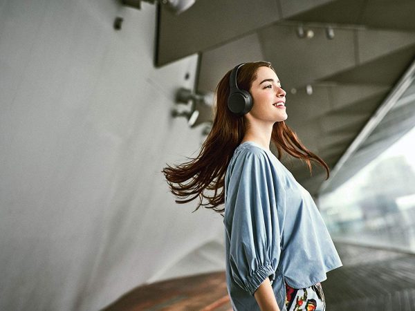 Sony WH-XB700 Wireless Extra Bass Bluetooth Headphones - Black - Image 3