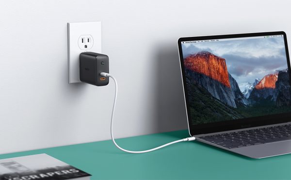 586fcbd5-f59d-4af4-a6f1-ad02c3e7c1ce.__CR0,0,970,600_PT0_SX970_V1___ Aukey Focus Duo 36W Power Delivery Dual-Port PD USB C Charger with Dynamic Detect - PA-D2 - Image 8