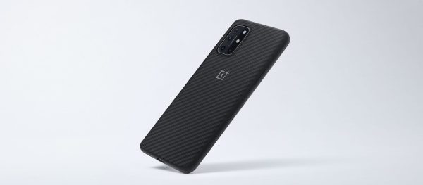 OnePlus 8T Karbon Bumper Case Original by OnePlus - Image 2