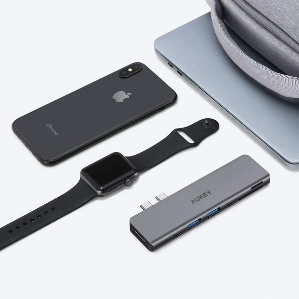 AUKEY USB C Hub 7 in 1 MacBook Pro with 4K HDMI, Thunderbolt 3, 2 USB 3.0, USB-C Data Port, SD and MicroSD Card Reader USB Type C Hub - CB-C76 - Image 2