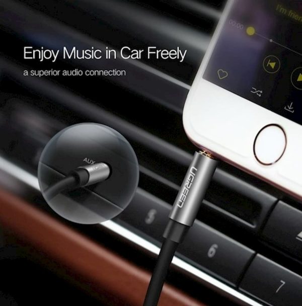 UGREEN AUX Audio Cable 3.5mm to 3.5mm - 3 feet - Black - 10733 - Image 2