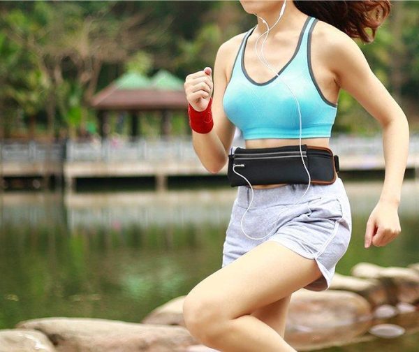 3_a8167e38-852d-4a9e-9f5b-91e130bf6ede_2048x2048 UGREEN Sports Running Waist Band for Keeping Phones & Keys & other valuables - Black - 20818 - Image 2