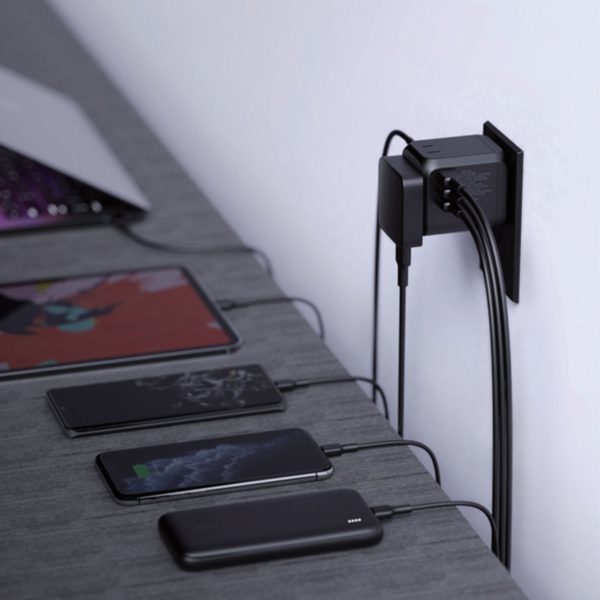 Aukey Universal Adapter with 30W PD Port with International Compatibility & 4 Types of International Plug – PA-TA04 - Image 2