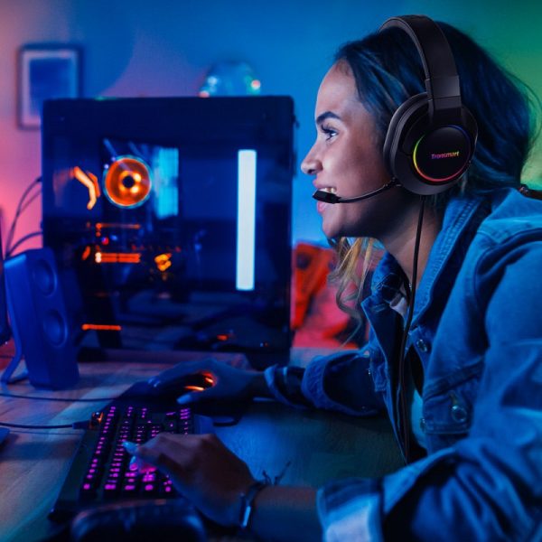 tronsmart-sparkle-gaming-headset14 Tronsmart Sparkle Gaming Headset with 7.1 Virtual Surround, Supreme Positional Accuracy with Immersive Audio, for PS4/PS5, PC/Laptop, Nintendo Switch - Black - Image 2