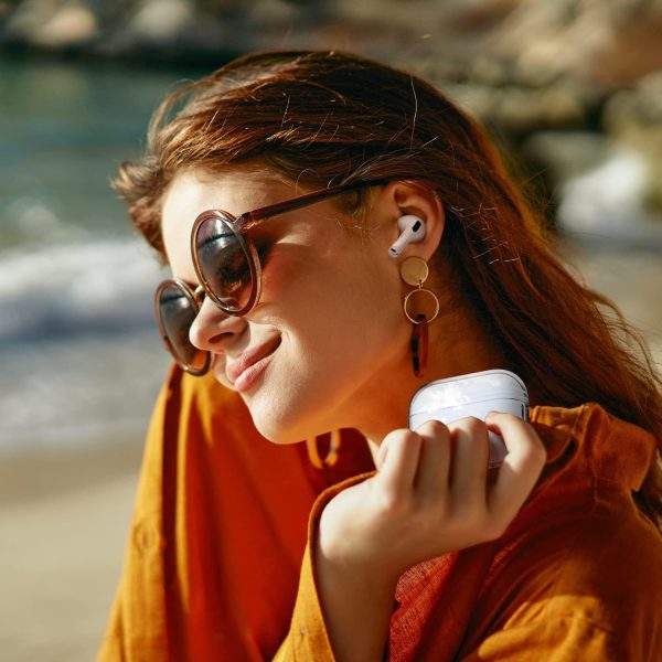 713dS18A3ZL._AC_SL1500_ Airpods Pro 2022 elago Clear Case Protective Case Cover, Shockproof, Wireless Charging, Reduced Yellowing - Transparent - Image 6