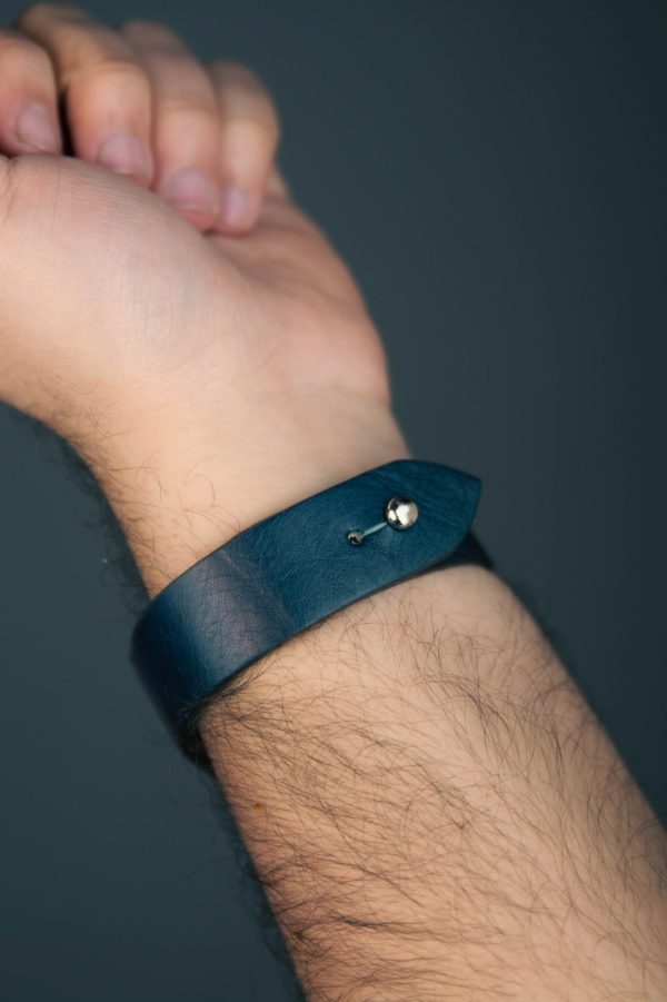 Waji's Apple Watch Strap - Pure Leather Strap 49 mm / 45 mm / 44 mm / 42 mm - Space Blue - AMT-SBLU-AWS-02 - Image 3