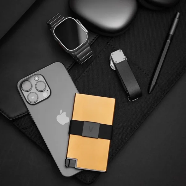 IMG_0569 Villantto Aluminum Smart Wallet PREMIUM EDITION - Gold - Image 4
