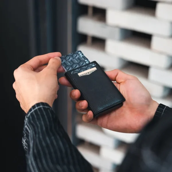Vulcrid Leather Smart Wallet - Black - Image 4