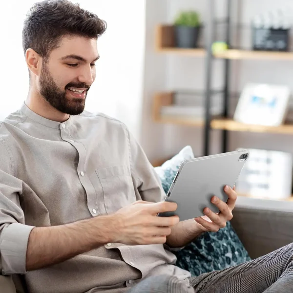 71lyvJsEAL._AC_SL1500_ iPad Air 11 M2 / M3  iPad Air 5th Gen M1 /  iPad Air 4th Gen A14 Bionic ESR Zero Soft Case - Frosted Clear - Image 9