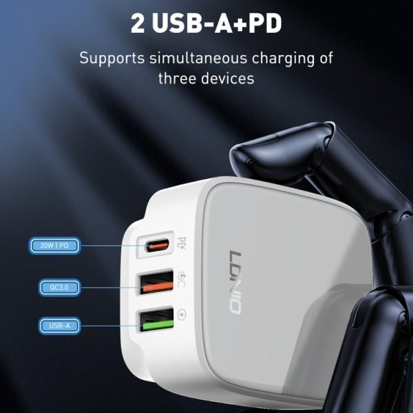 Ldnio Q334 32W 3 USB QC4.0 Super Fast Charger Eu Plug With C to C Cable - White - XB - Image 4