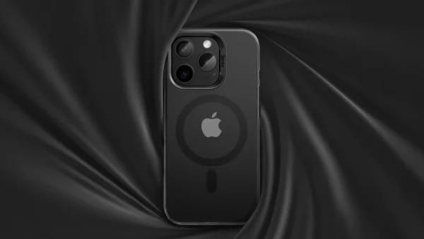 iPhone 16 Pro Max Benks Magnetic Lucid Armor Case - Golden - 6948005910631 - A - Image 3