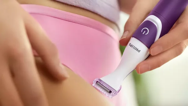 Philips BikiniGenie Bikini Trimmer - BRT383/15 - White - Image 3