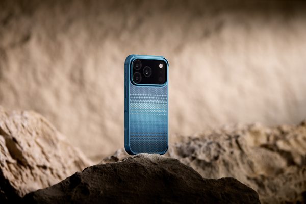 Stacked from 3 images. Method=A (R=8,S=4) iPhone 17 Pro Max Pitaka Aramid ProGuard Case - Moonrise - Image 7