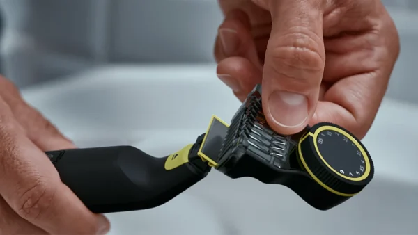 Philips OneBlade Pro Face & Body - QP6542/10 - Grey - Image 2